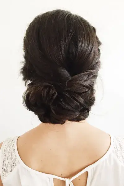 romantic-bridal-low-bun
